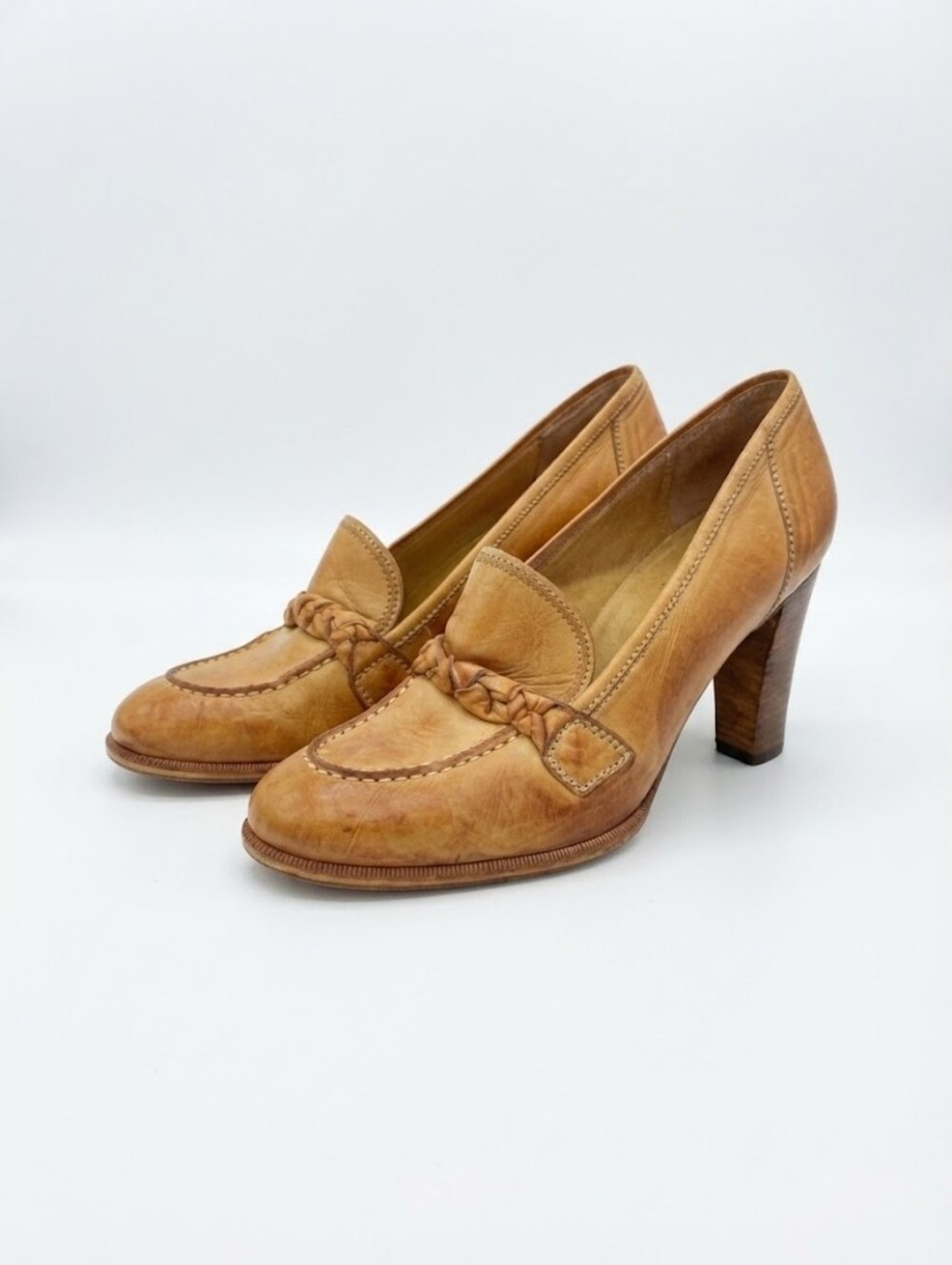 Classic Vintage Tan Leather Braided Loafer Pumps Size 38